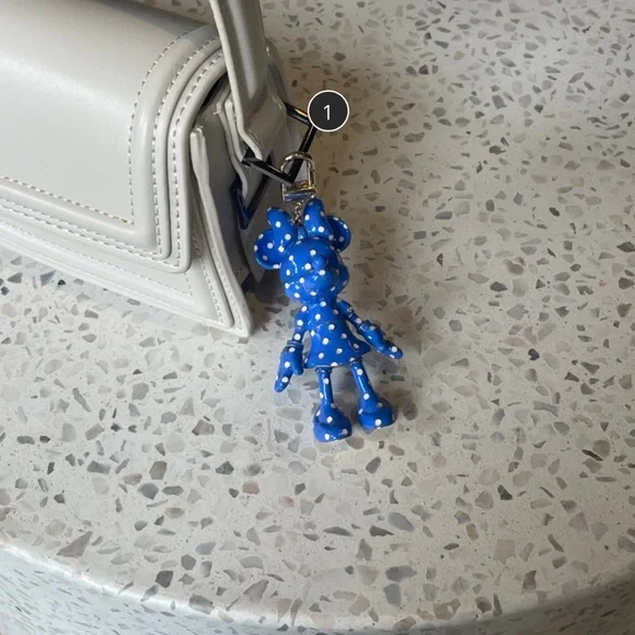 collector’s Minnie Mickey bag charm from BaubleBar in blue polka dot, new no box - Picture 2 of 14